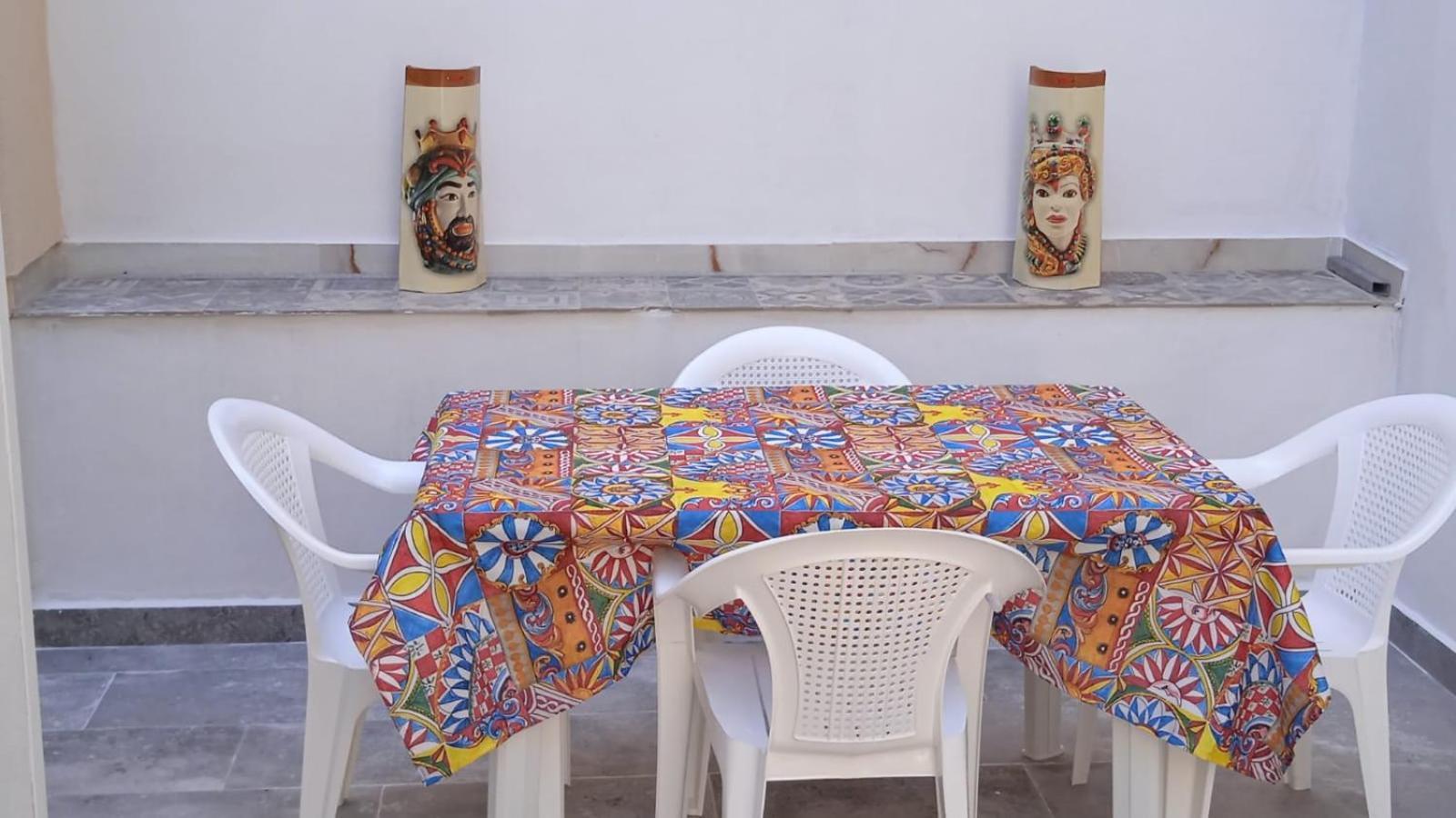 شقة House Tea سيراكوزا المظهر الخارجي الصورة